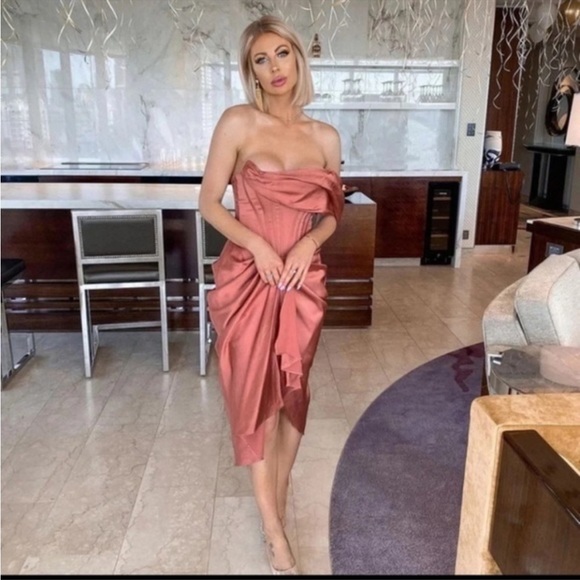 House of CB ‘Janis’ Rouge Satin One Shoulder Draped Midi Dress NWOT - Picture 8 of 17